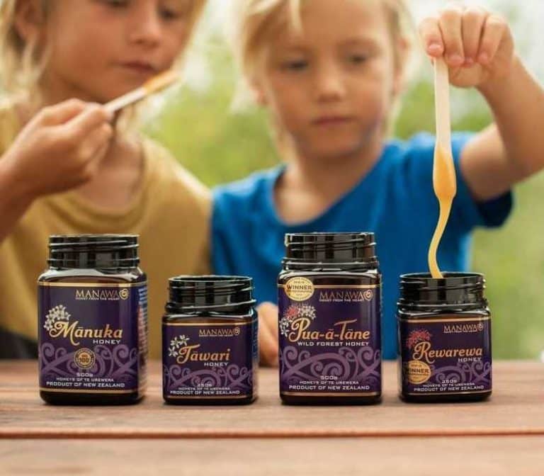 Manuka Tawari Rewarewa and Pua-a-Tane Wild Forest Honey at Auckland Food Show - Manawa Honey NZ, Ruatahuna, NZ