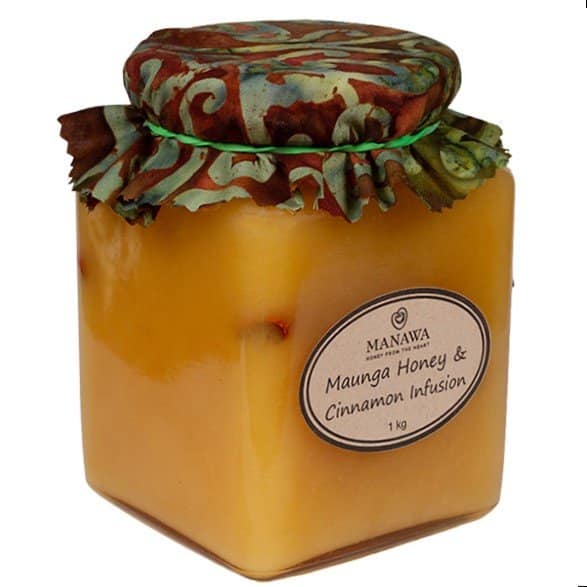 Maunga Honey & Cinnamon Infusion in 1kg Glass Jar Produced Raw By Manawa Honey NZ - Angled Image