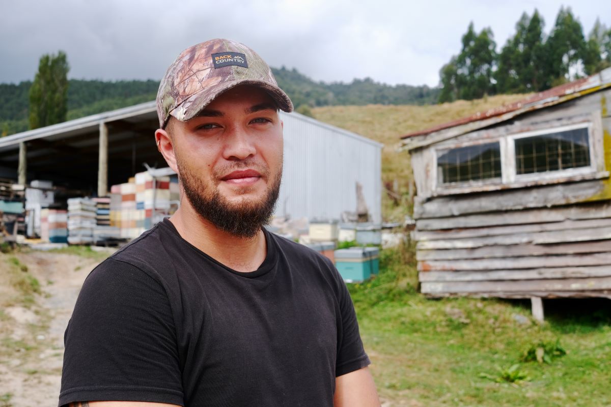 Manuka Honey beekeeper and shed of Manawa Honey NZ of Ruatahuna