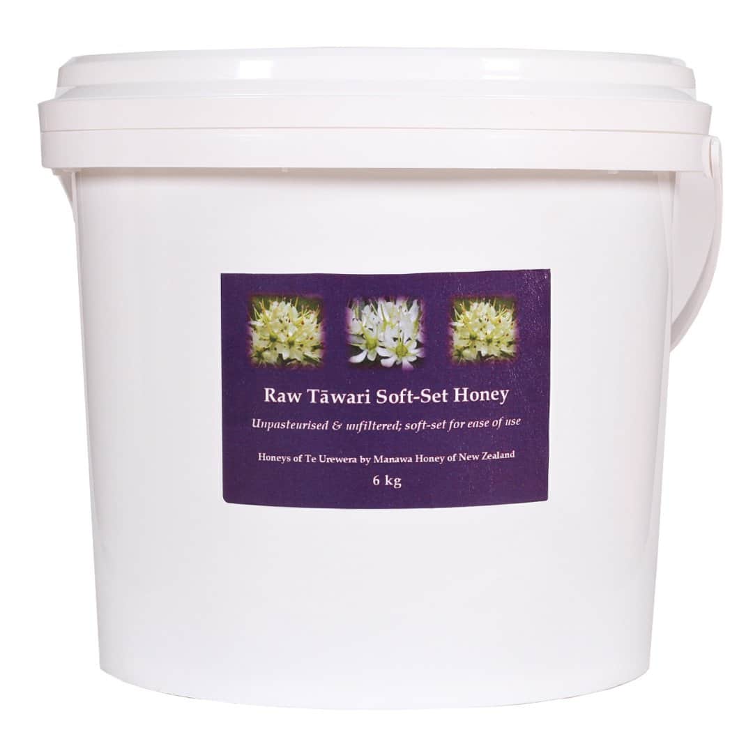 6kg white pail of Raw Tāwari Soft-Set Honey, unpasteurised and unfiltered forest honey.